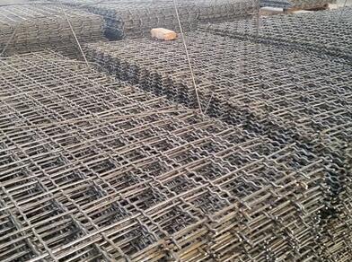 《南昌钢筋网片》施工现场一派热火朝天吗